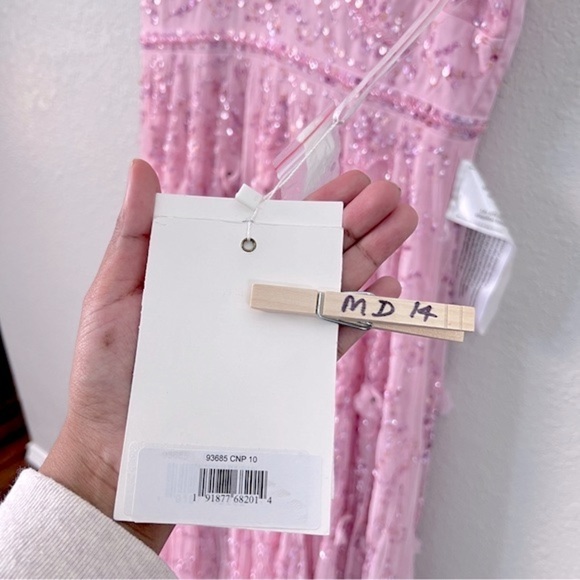 NEW $798 Mac Duggal 93685 Sequin 3D Embellished Cap Sleeves gown size 10 - Picture 13 of 15